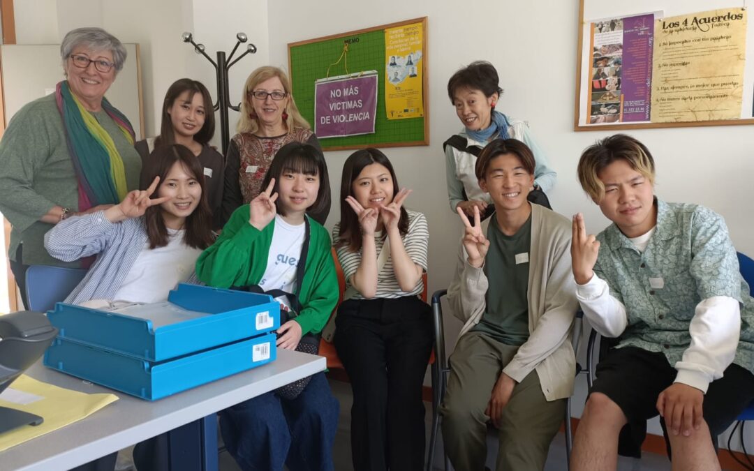 Visita de estudiantes japoneses a la RRAR e Intertiempo